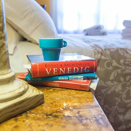 Art Painting With Canal View Apartament Wenecja